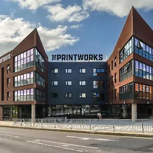  Apartment Zeni 3 Bed In United Kingdom
